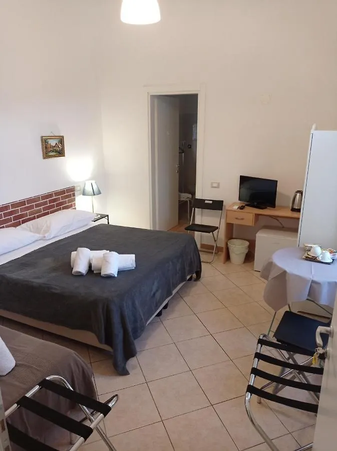 B&B Toscana Pisa Bed & Breakfast