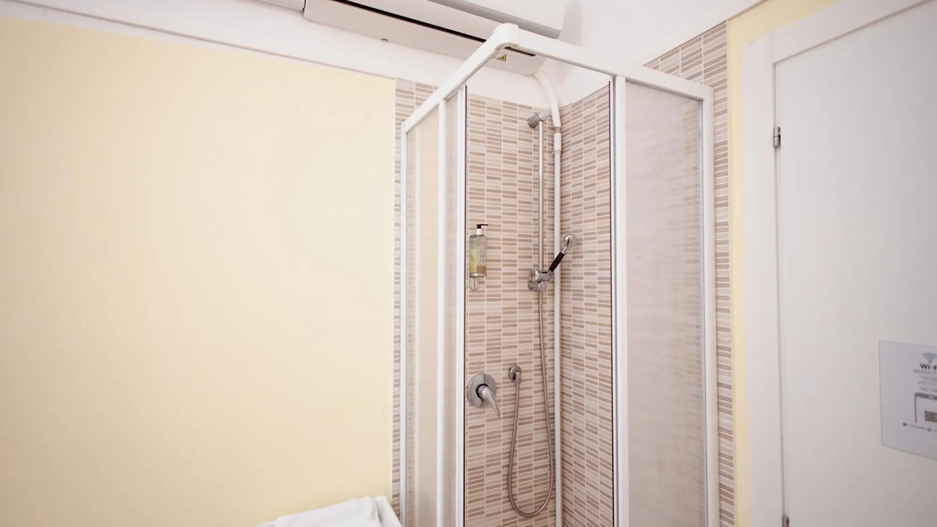 B&B Toscana Pisa 0*,  Italy