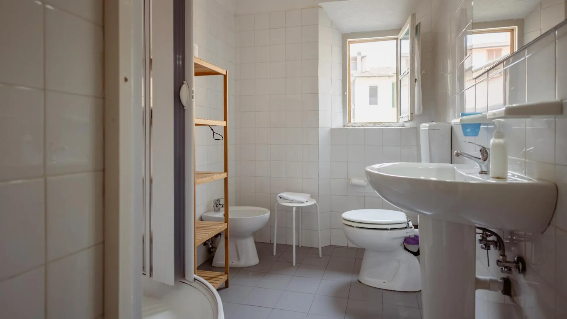 B&B Toscana Pisa Bed & Breakfast