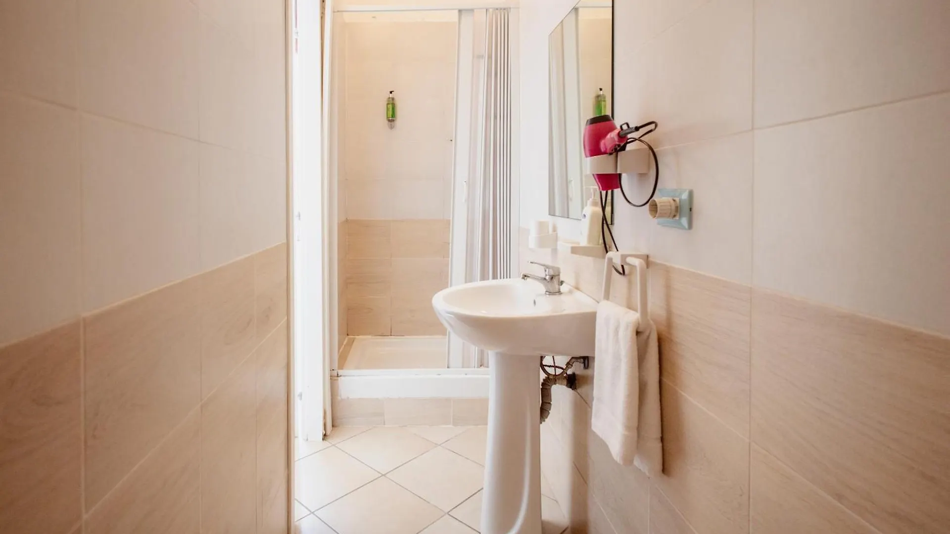 Oda ve Kahvaltı B&B Toscana Pisa