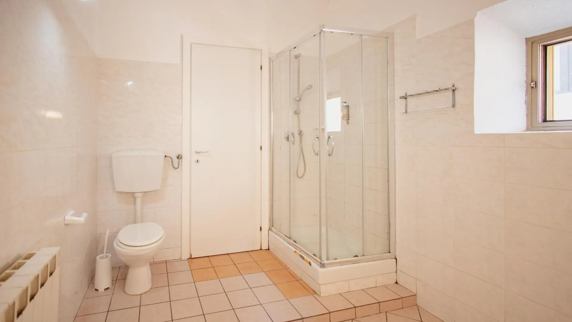 B&B Toscana Pisa 0*,  İtalya